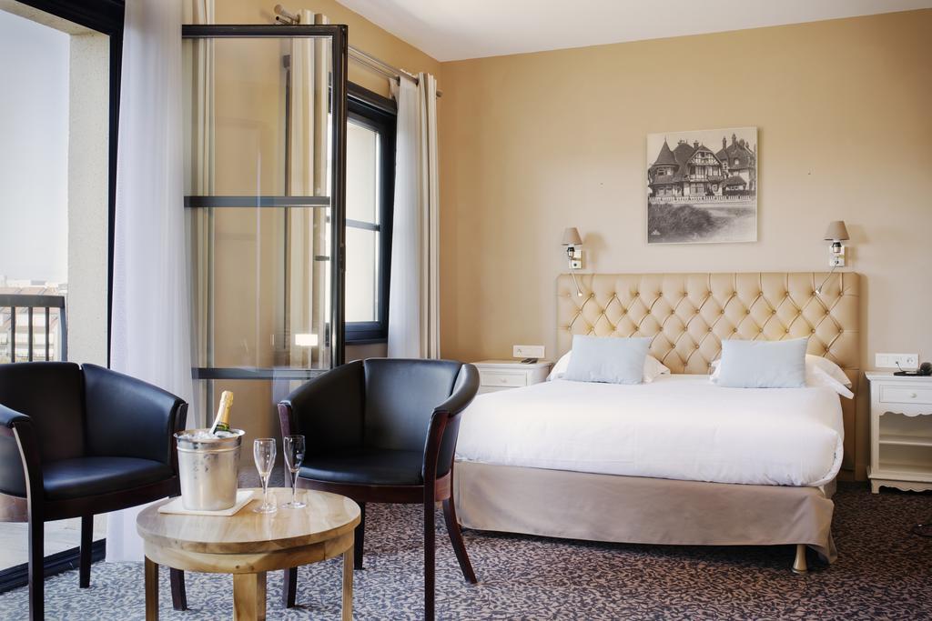 Les Jardins D'Hardelot Hotel Bagian luar foto